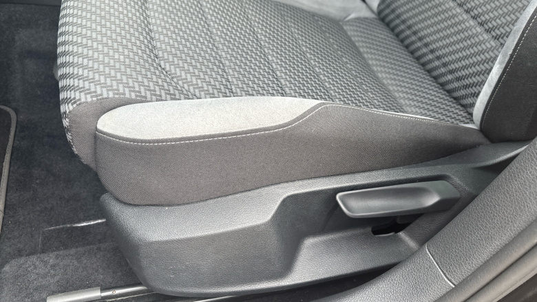 Volkswagen Golf 1.5 TSI EVO 150 R-Line Edition 5dr Petrol Hatchback